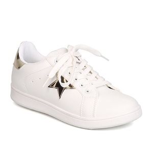 Qupid GB00 Leather Metallic Two Tone Star Sneaker